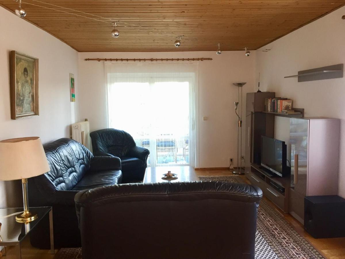 Blaues Haus Apartment Niederdorfelden Екстериор снимка